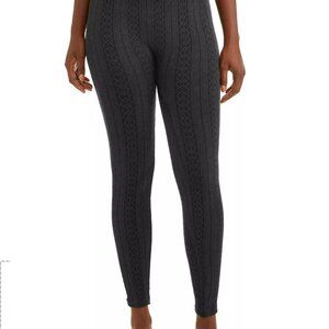 Time and Tru cable knit gray leggings. Size XL.